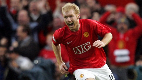 Manchester United&#039;s Paul Scholes celebrates scoring against Barcelona during their Champions League semifinal second leg soccer match at Old Trafford stadium in Manchester, England, Tuesday April ...