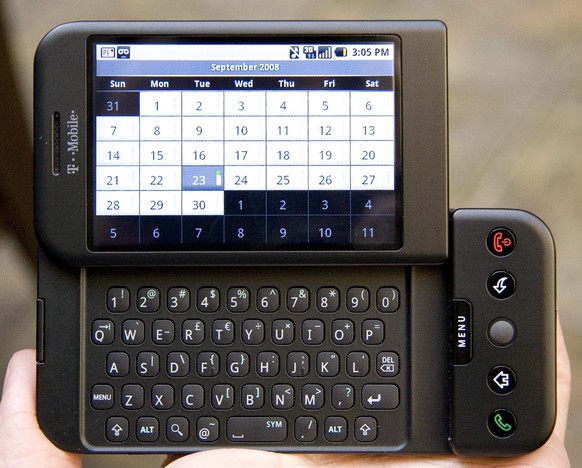Blackberry lässt grüssen: Das G1 besass eine echte Tastatur.