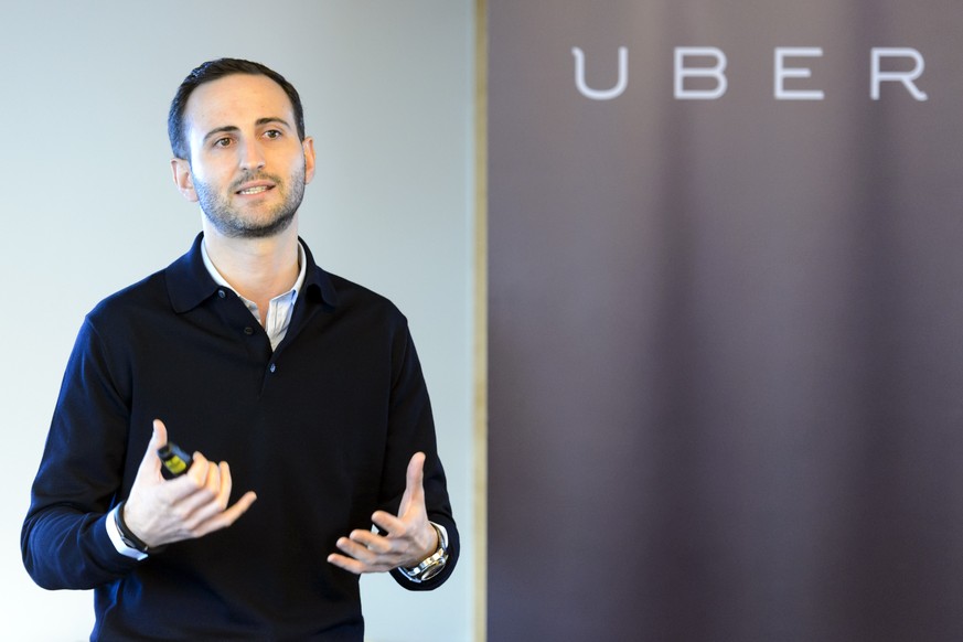 Steve Salom, General Manager d&#039; Uber en Suisse romande parle lors d&#039;une conference de presse sur l&#039;annonce de l&#039;arrivee du service de taxi Uber a Lausanne, ce jeudi 29 janvier 2015 ...