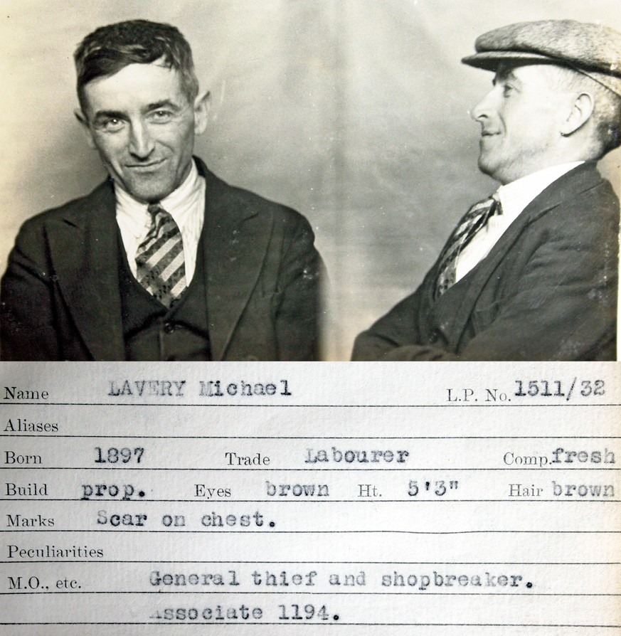 Michael Lavery historische polizeibilder vintage mugshots https://commons.wikimedia.org/wiki/File:This_mug_shot_comes_from_a_police_identification_book_believed_to_be_from_the_1930s._It_was_originally ...