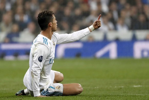 epa06705413 Real Madrid&#039;s Cristiano Ronaldo reacts during the UEFA Champions League semi finals second leg match between Real Madrid and Bayern Munich at Santiago Bernabeu stadium in Madrid, Spai ...