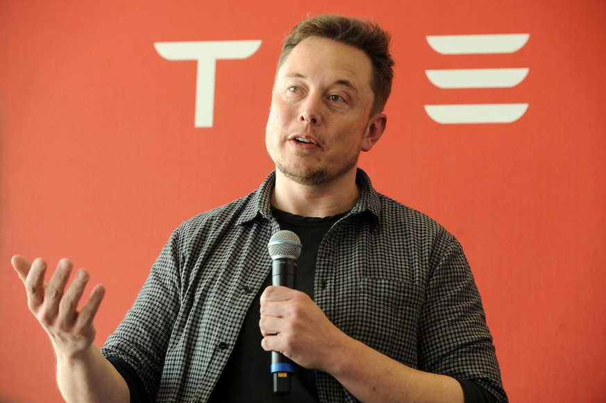 Founder and CEO of Tesla Motors Elon Musk speaks during a media tour of the Tesla Gigafactory, which will produce batteries for the electric carmaker, in Sparks, Nevada, U.S. July 26, 2016. REUTERS/Ja ...