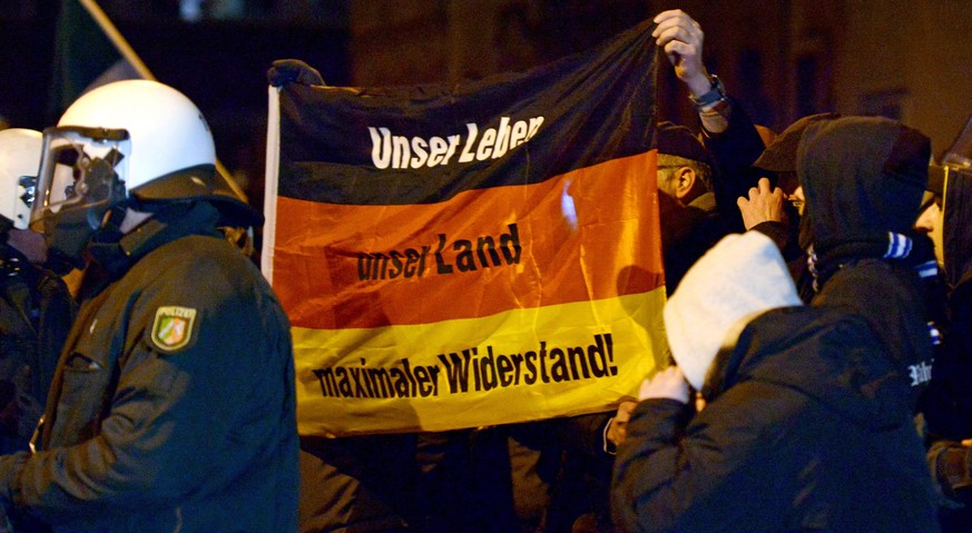 Eine frühere Pegida-Kundgebung. Am Sonntag soll in Dresden demonstriert werden.