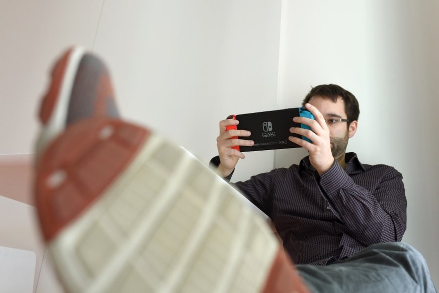 Markus Böhm spielt Nintendo Switch