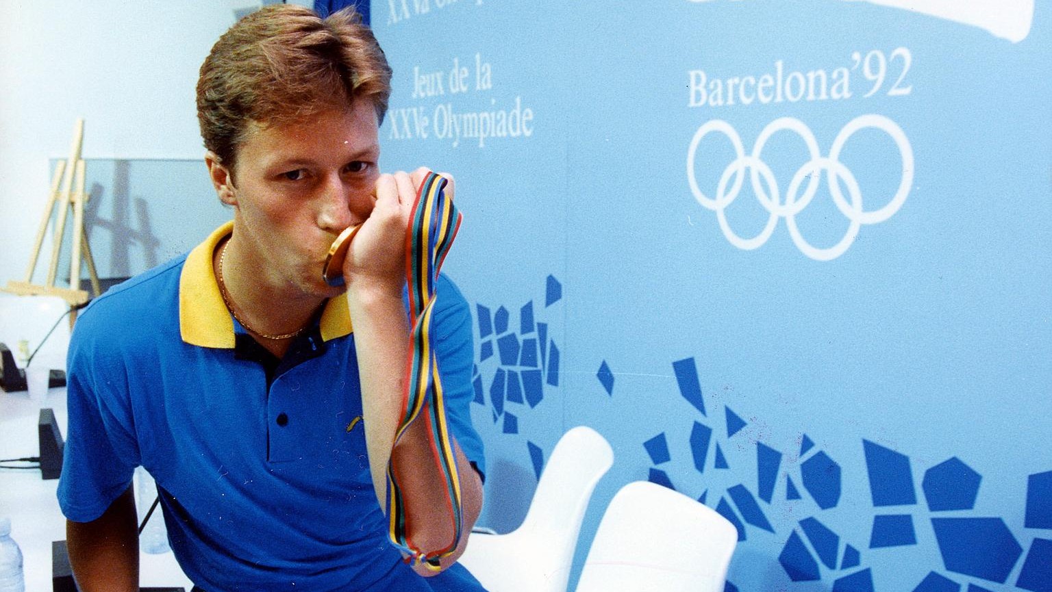 Jan-Ove Waldner
Bordtennis
Med sin medalj från OS i Barcelona i Spanein 
1992