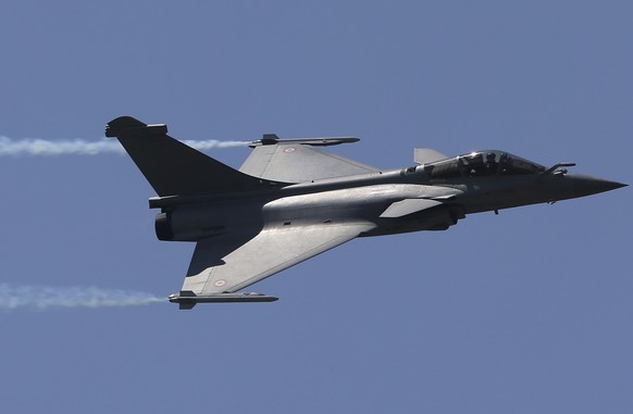 A Dassault Rafale fighter aircraft takes part in a flying display during the opening of the 50th Paris Air Show at Le Bourget airport near Paris in this June 17, 2013 file photo. France and Egypt have ...