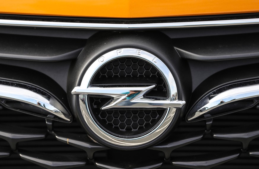 epa08127167 (FILE) - A Opel logo is seen at a car for sale at a dealer shop in Ruesselsheim, Germany, 05 July 2018 (reissued 14 January 2020). German media reports on 14 January 2020 state Opel is to  ...