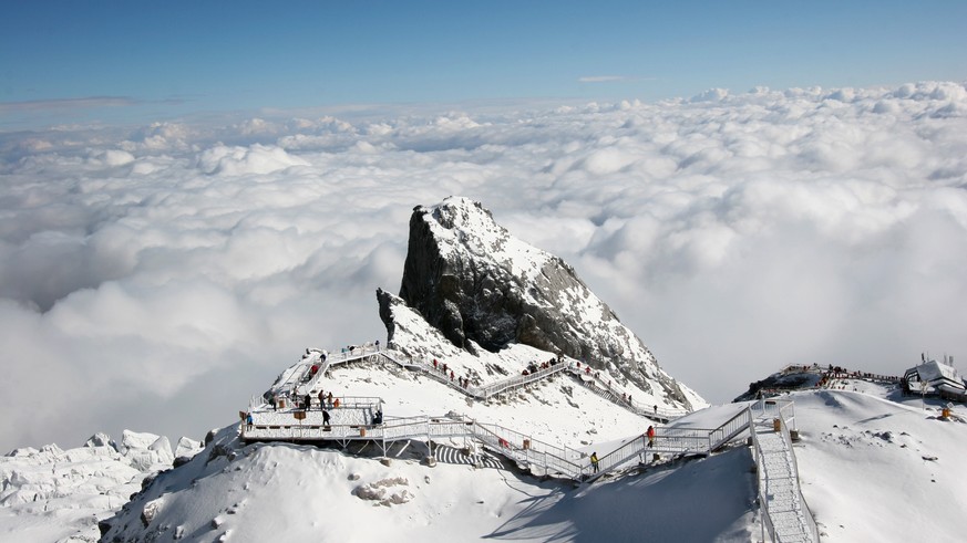 Das Dach der Skiwelt: Jade Dragon Mountain mit der berühmten Treppe.