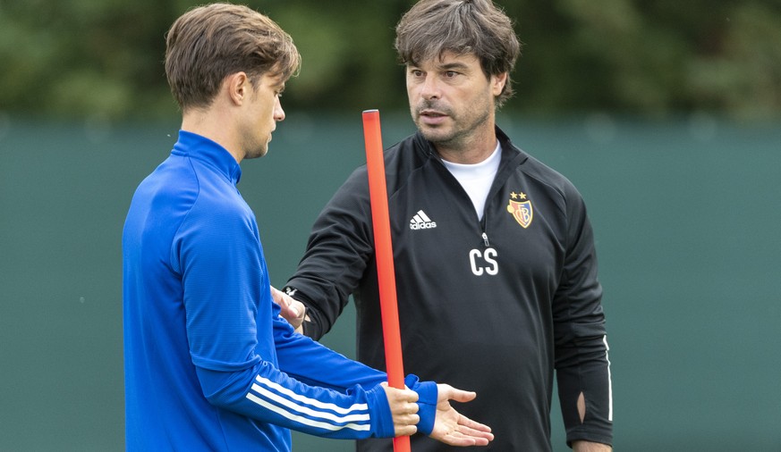 FC Basel&#039;s head coach Ciriaco Sforza, right, and captain Valentin Stocker, left, during a training session the day before the UEFA Europa League third qualifying round soccer match between Switze ...