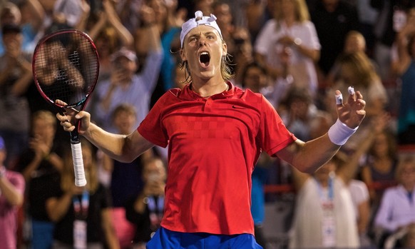 epa06139356 Denis Shapovalov of Canada celebrates his victory over Adrian Mannarino of France during the ATP Rogers cup men&#039;s quarter final in Montreal, Canada, 11 August 2017. EPA/ANDRE PICHETTE