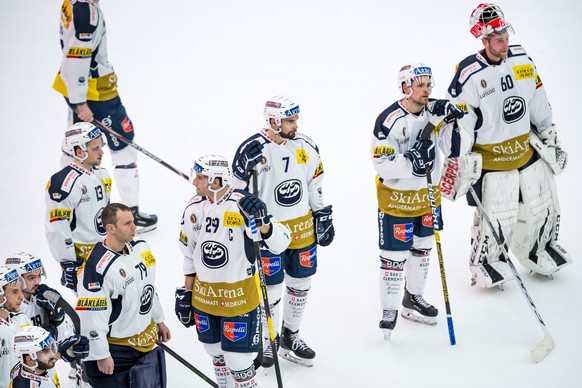 Deception des joueurs tessinois, lors de la rencontre du championnat suisse de hockey sur glace de National League entre le Lausanne Hockey Club, LHC, et le HC Ambri-Piotta le jeudi 2 janvier 2020 a l ...