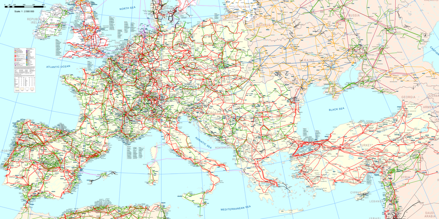 Hier ist ein Blick auf das europäische Stromnetz der 25 betroffenen Ländern. Unter diesem Link kannst du genauer reinzoomen.