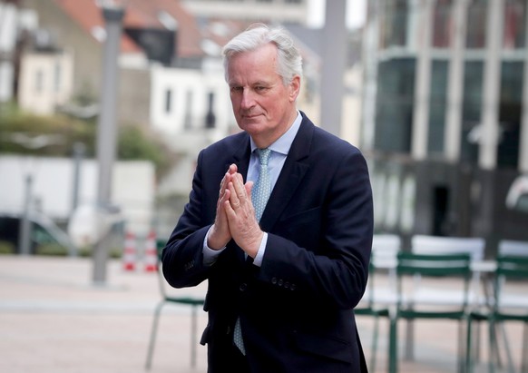 epa08181183 European Union chief Brexit negotiator Michel Barnier arrives for a press statement on the future of Europe after Brexit at the European Parliament in Brussels, Belgium, 31 January 2020. B ...