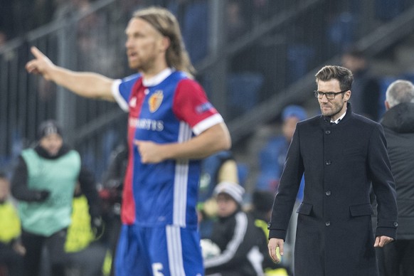 Basel&#039;s head coach Raphael Wicky, right, looks on during an UEFA Champions League Group stage Group A matchday 4 soccer match between Switzerland&#039;s FC Basel 1893 and Russia&#039;s CSKA Moskv ...