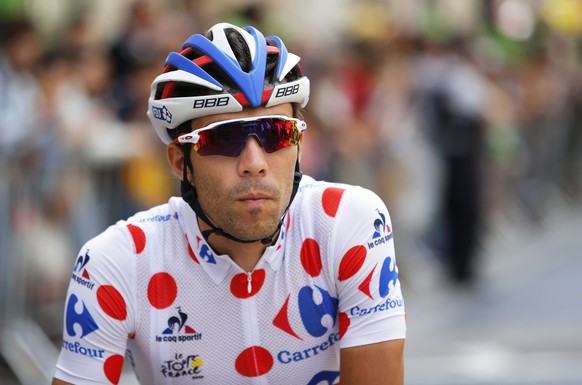 epa05424238 French rider Thibaut Pinot of the FDJ team wears the best climber&#039;s polka-dot jersey at the start of the 12th stage of the 103rd edition of the Tour de France cycling race over 178km  ...