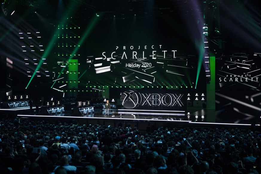 epa07638097 Microsoft&#039;s executive vice-president of Gaming Phil Spencer announces Project Scarlett, the next Microsoft console to be released in 2020, during a presentation during the Microsoft M ...