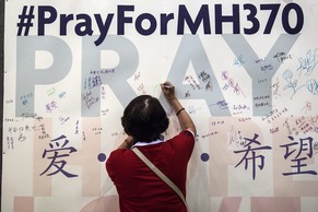 Nach dem Flugzeug MH370 wird immer noch gesucht.
