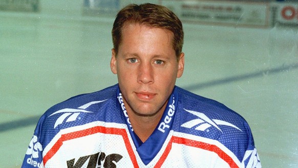 Chad Silver on September 1998 file photo in Zurich, Switzerland. The 29-year old Canadian Ice-hockey-star from the Swiss club ZSC Lions was found dead on Thursday December 3, 1998 in his flat in Zuric ...