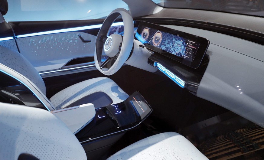 epa05765895 A look inside of a &#039;Concept EQ&#039; car during a annual press conference in Stuttgart, Germany, 02 February 2017. Daimler AG, the automotive manufacturer, announced the earnings befo ...