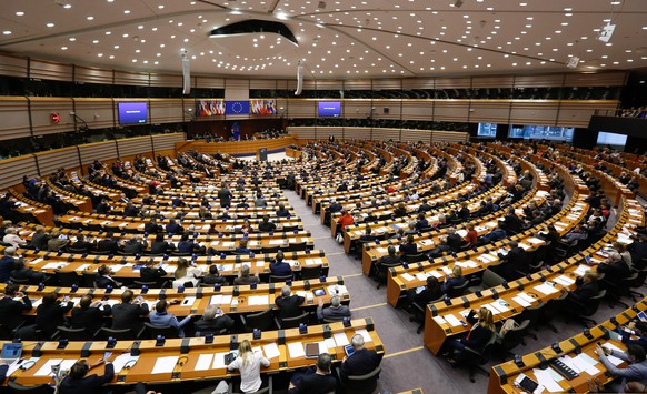 epa05279832 A general view for the plenary session at the European Parliament in Brussels, Belgium, 27 April 2016. The European Parliament is holding plenary session in Brussels between 27 and 28 Apri ...