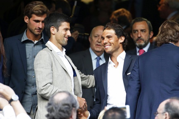 Djokovic und Nadal strahlen um die Wette.