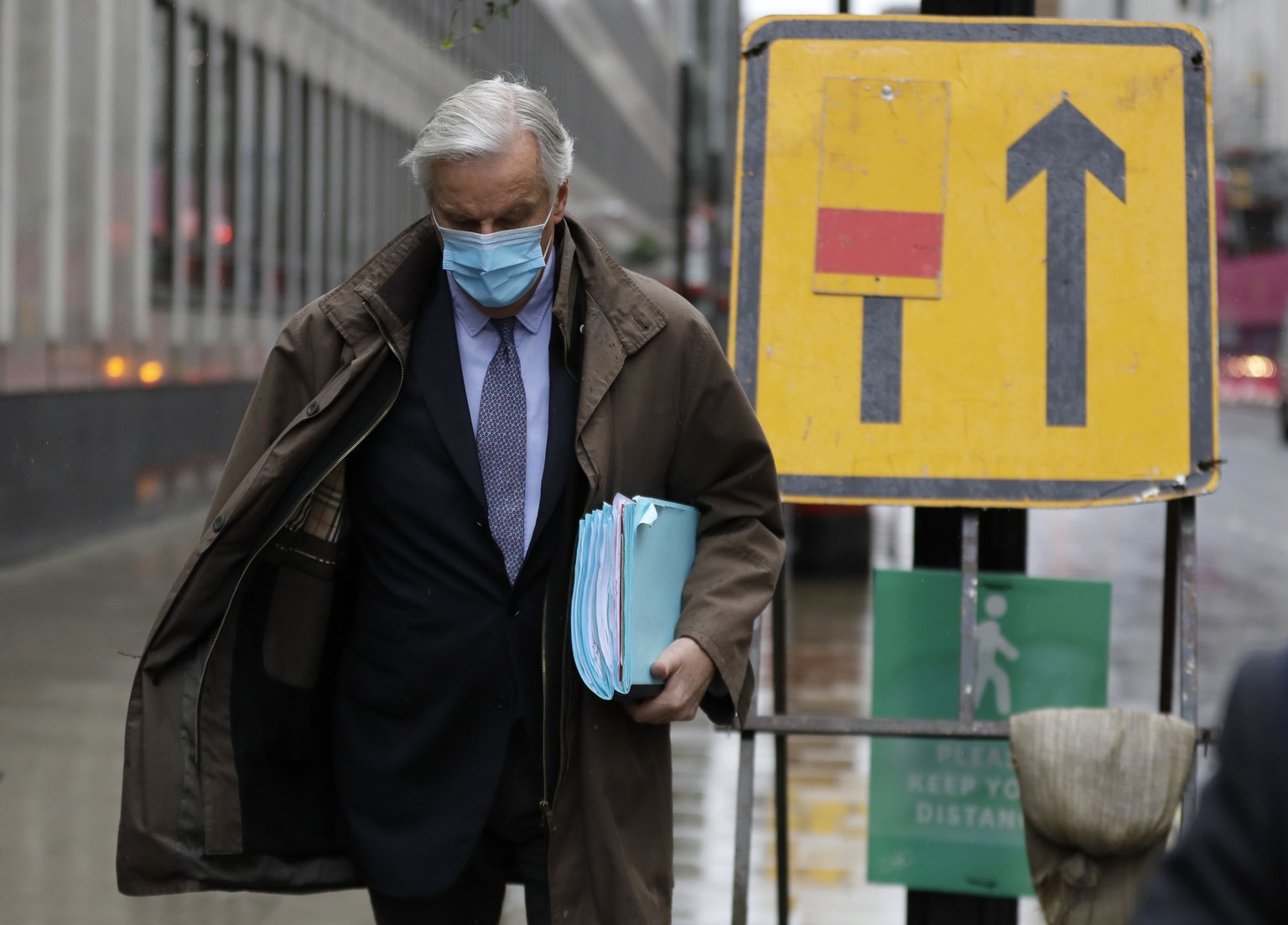 European Union chief Brexit negotiator Michel Barnier walks to the Conference Centre in London, Thursday, Dec. 3, 2020. With less than one month to go before the U.K. exits the EU&#039;s economic orbi ...