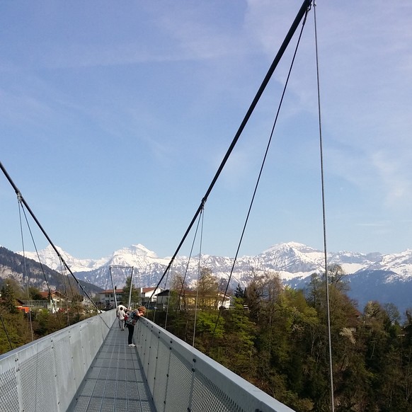 Aus aktuellem Anlass: 19¼ schöne Brügglis aus der Schweiz
Hängebrücke Sirgiswil
