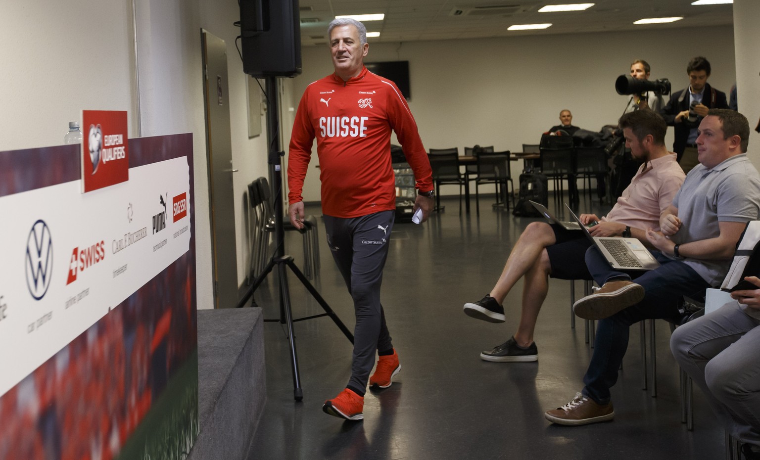 Switzerland&#039;s head coach Vladimir Petkovic for a press conference, ahead the UEFA Euro 2020 qualifying Group D soccer match between Switzerland and Republic of Ireland, at the Stade de Geneve, in ...