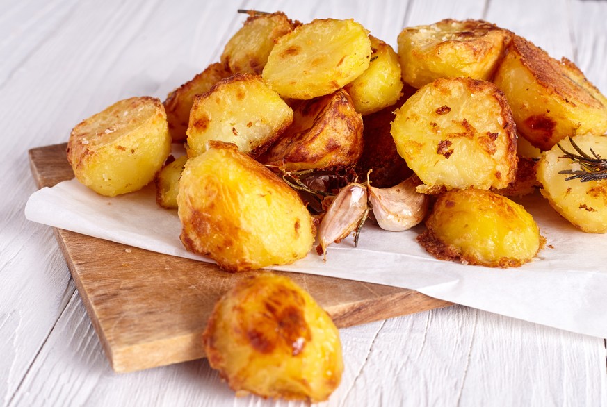 bratkartoffeln härdöpfel ofen kartoffel roast potatoes essen food
