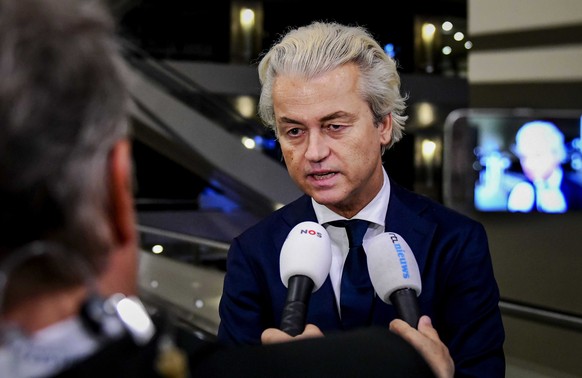 epa07451895 PVV (Party for Freedom) leader Geert Wilders comments on the results of the elections for the Provincial Councils and water boards in the parliament in The Hague, the Netherlands, 20 March ...