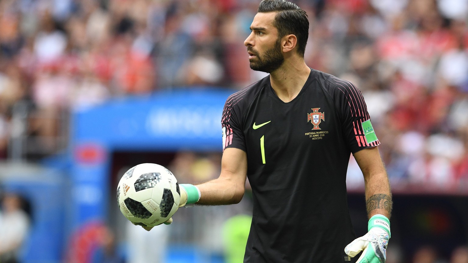 epa06824454 Goalkeeper Rui Patricio of Portugal during the FIFA World Cup 2018 group B preliminary round soccer match between Portugal and Morocco in Moscow, Russia, 20 June 2018.

(RESTRICTIONS APP ...