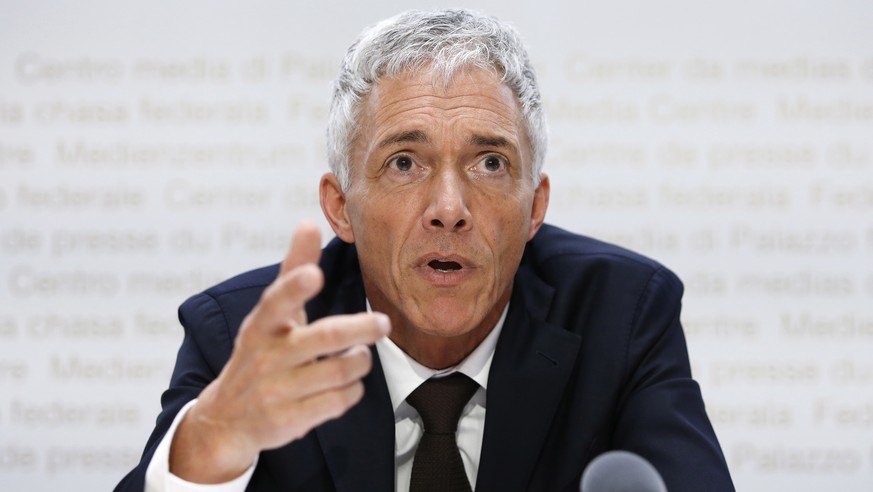 epa07561095 Swiss Federal Attorney Michael Lauber speaks during a press conference at the Media Centre of the Federal Parliament in Bern, Switzerland, 10 May 2019. Federal Attorney Michael Lauber is c ...