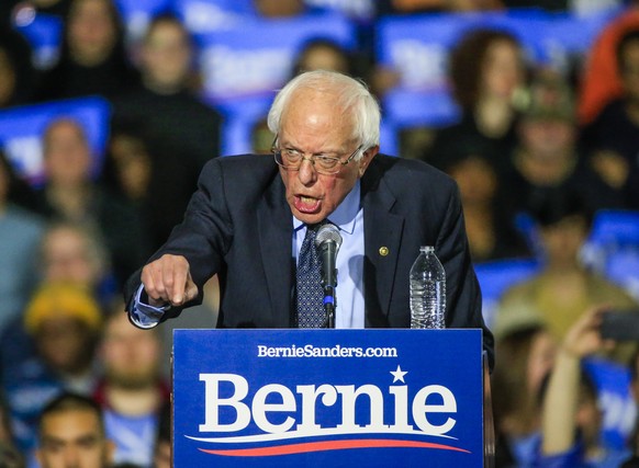 epa07412395 US Independent Senator from Vermont Bernie Sanders speaks at a rally at Navy Pier in Chicago, Illinois, USA, 03 March 2019. Sanders is running for president for the second time after losin ...