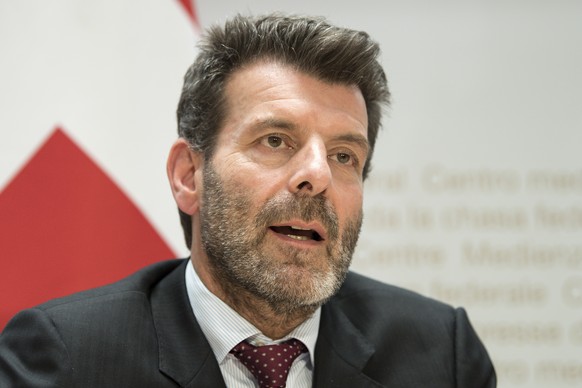 Roberto Balzaretti, Staatssekretaer, spricht an einer Medienkonferenz ueber das Europadossier, am Freitag, 28. September 2018, in Bern. (KEYSTONE/ Peter Schneider)