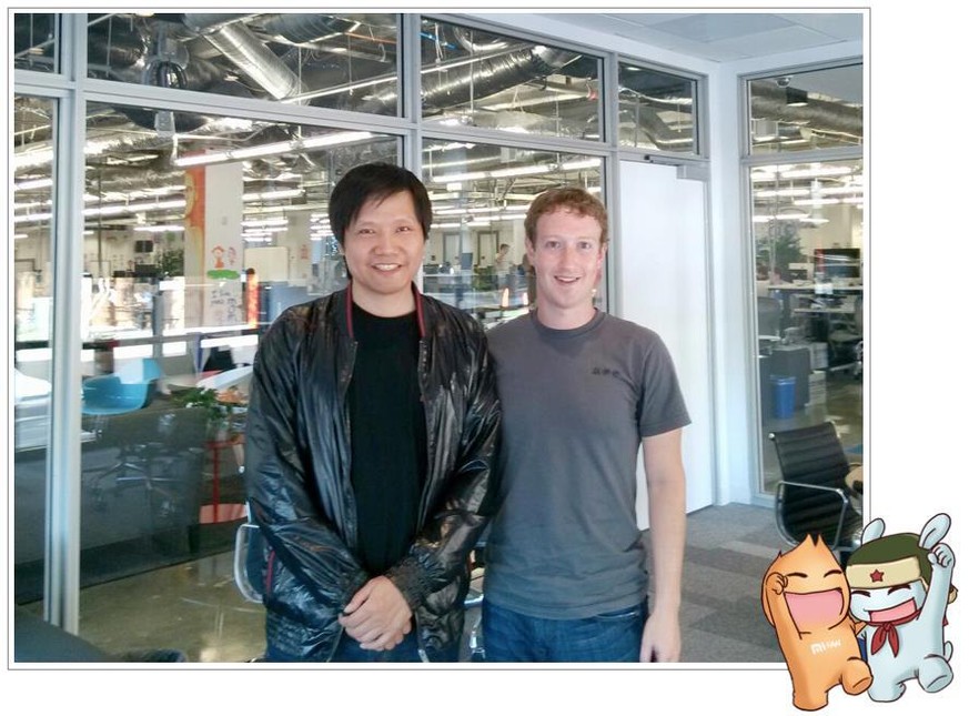 Xiaomi-Boss Lei Jun posiert mit Mark Zuckerberg. Quelle: Xiaomi