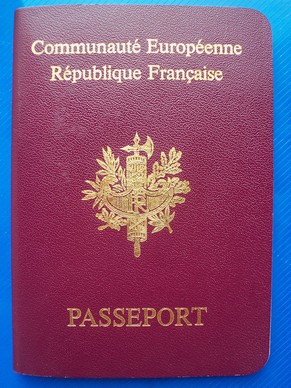 Französischer Reiseausweis.