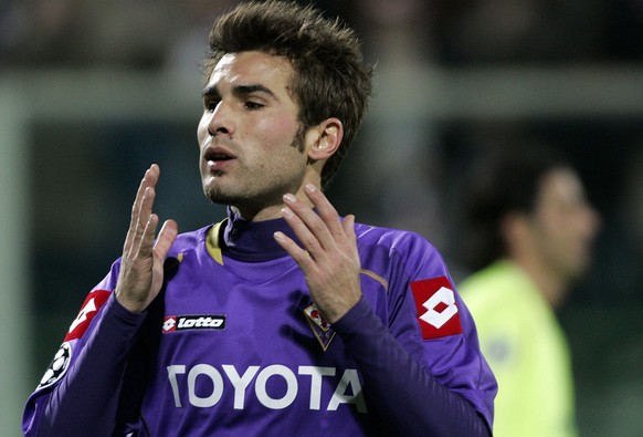 Fiorentina&#039;s Adrian Mutu reacts, during the Group F Champions league soccer match between Fiorentina and Lyon, in Florence&#039;s Artemio Franchi stadium, central Italy, Tuesday, Nov. 25, 2008. ( ...
