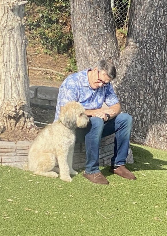Mann und sein Haustier
