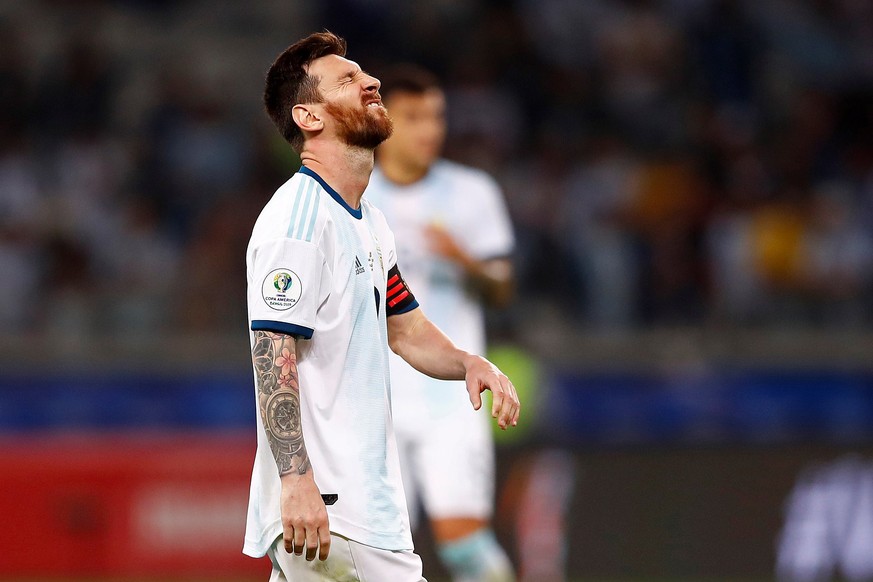 epa07659244 Argentina&#039;s Lionel Messi reacts the Copa America 2019 Group B soccer match between Argentina and Paraguay at Mineirao Stadium in Bello Horizonte, Brazil, 19 June 2019. EPA/Yuri Edmund ...