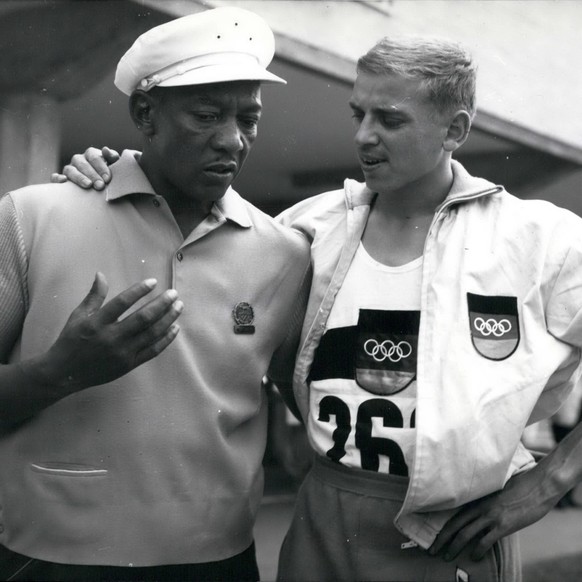 Sep. 09, 1960 - Champions - past and present. Jesse Owens and Armin Hary.: World famous athlete Jesse Owens who is now in Rome with members of the American Team - was to be seen this morning at the Ol ...