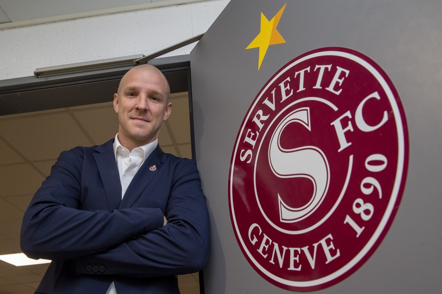 Philippe Senderos, directeur des opErations sportives du Servette FC, pose pour le photographe dans le stade de Gen�ve, ce vendredi 21 aout 2020 a Geneve. (KEYSTONE/Salvatore Di Nolfi)