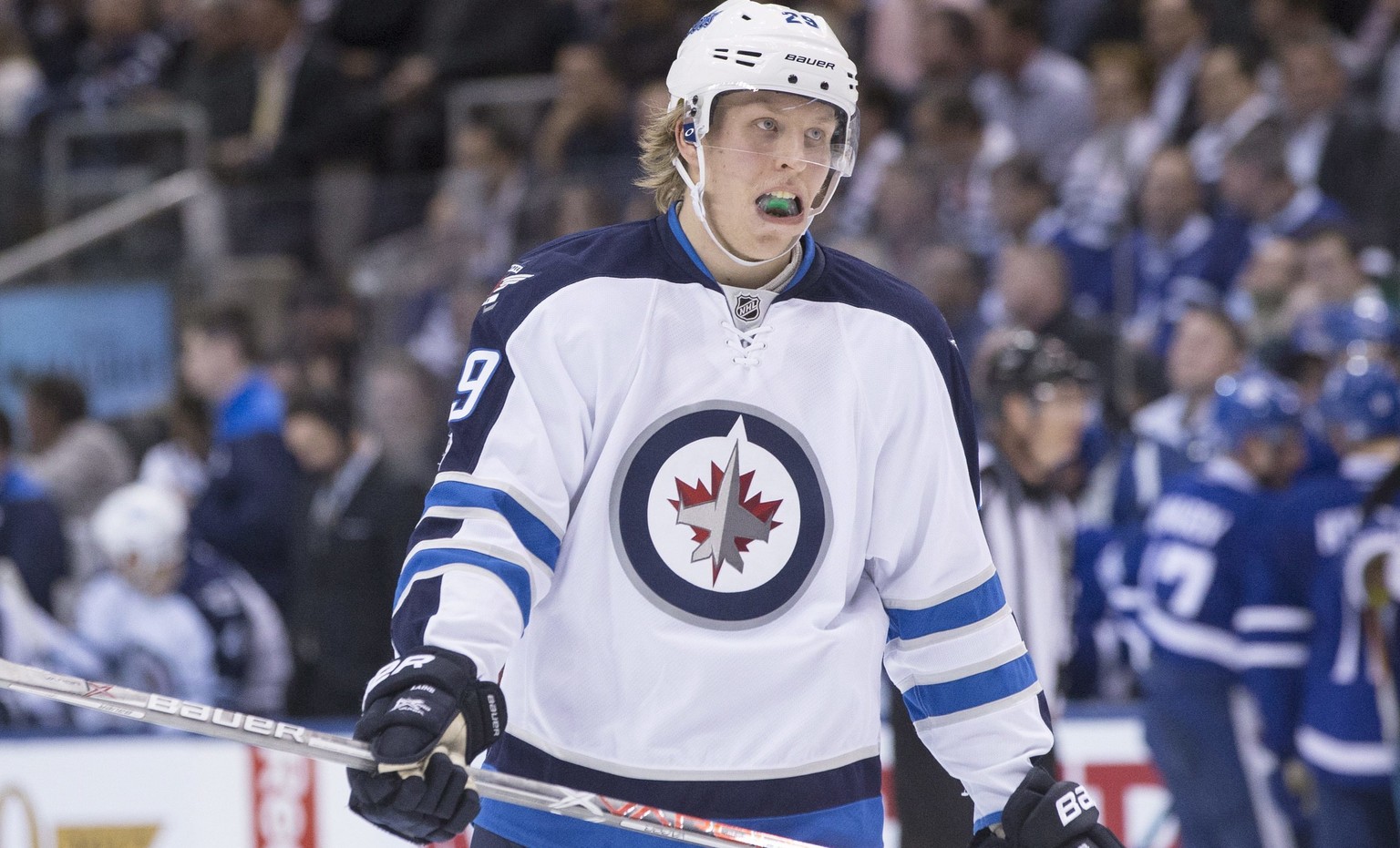 Winnipeg Jets right wing Patrik Laine reacts following his team&#039;s 5-4 loss after overtime NHL hockey action against the Toronto Maple Leafs, in Toronto on Tuesday, Feb. 21, 2017. (Chris Young/The ...