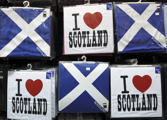Schottland stimmt darüber ab, ob es unabhängig wird. Die Umfragen stellen ein knappes Resultat in Aussicht.