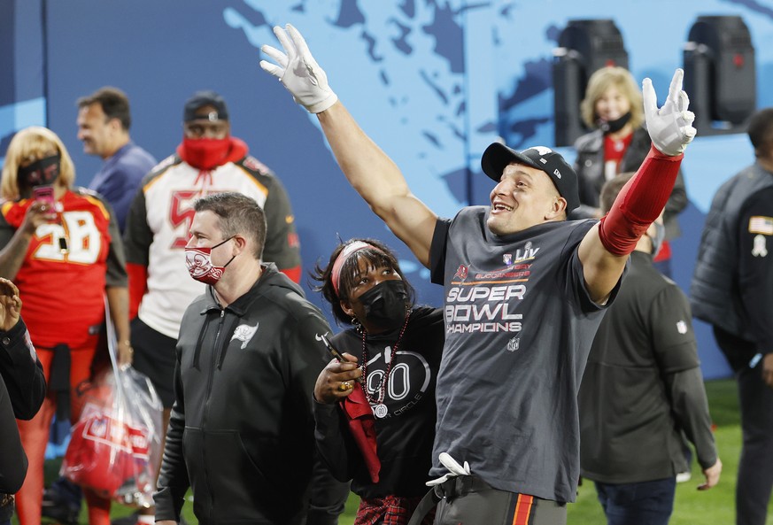 epa08995299 Tampa Bay Buccaneers tight end Rob Gronkowski celebrates after the Buccaneers defeated the Kansas City Chiefs to win the National Football League Super Bowl LV at Raymond James Stadium in  ...
