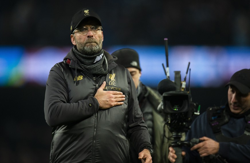 epa07260638 Liverpool&#039;s manager Juergen Klopp reacts after the English Premier League soccer match between Manchester City and Liverpool at the Etihad Stadium in Manchester, Britain, 03 January 2 ...
