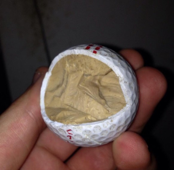 Ein Golfball.
