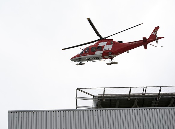 Am Samstag wurde ein neugeborenes Mädchen im Werkhof von Därstetten BE gefunden. Es wurde unterkühlt in ein Spital geflogen. Die Mutter konnte in der Zwischenzeit ausfindig gemacht werden. (Symbolbild ...