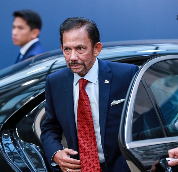 epa07103688 Hassanal Bolkiah, Sultan of Brunei arrives for the 12th Asem, Asia-Europe Meeting in Brussels, Belgium, 19 October 2018. Heads of state and governments from 51 European and Asian countries ...