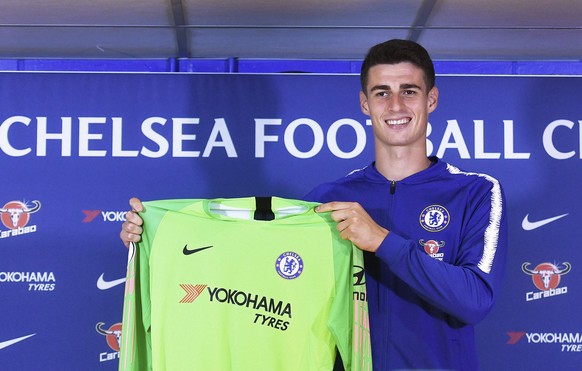 Chelsea&#039;s new goalkeeper Kepa Arrizabalaga is unveiled during the press conference at Stamford Bridge, London, Thursday, Aug. 9, 2018. Chelsea has signed Athletic Bilbao goalkeeper Kepa Arrizabal ...