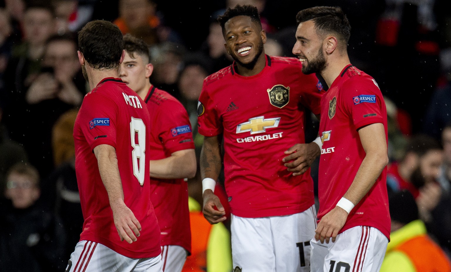 epa08253712 Manchester United&#039;s Bruno Fernandes celebrates after scoring the first goal during the UEFA Europa League round of 32 second leg soccer match between Manchester United and Club Brugge ...